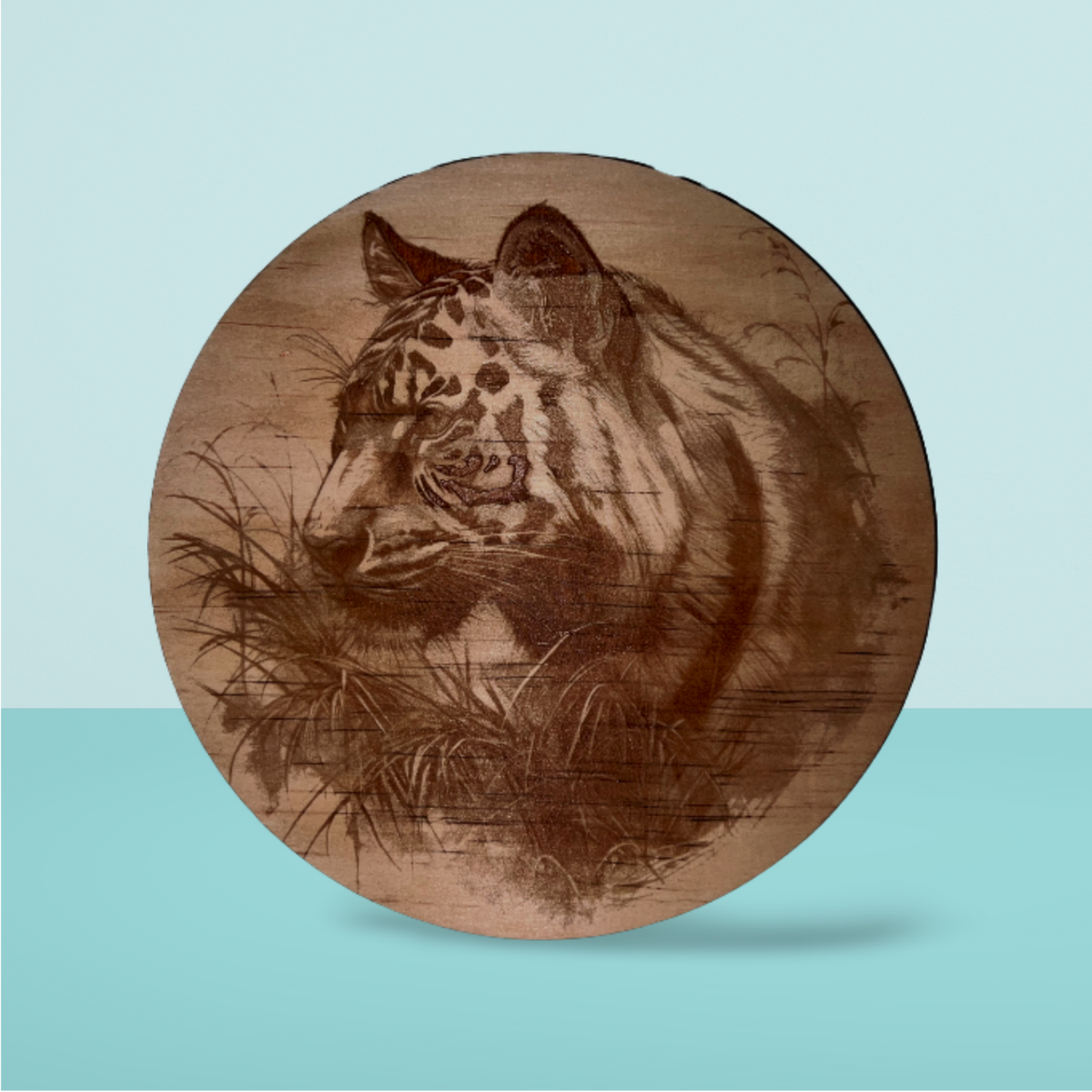 Wooden Round:  Tiger (20cm)