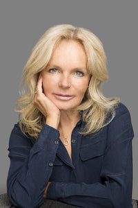 Load image into Gallery viewer, The Seven Sisters #2: The Storm Sister
